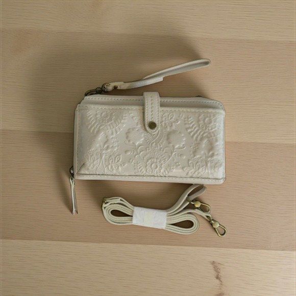 Sakroots Large Smartphone Crossbody/Clutch Tooled Ivory Leather Wristlet NWOT - Picture 1 of 6